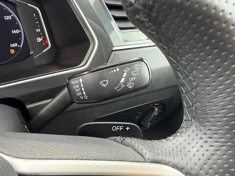 Volkswagen Tiguan 2.0 TDI R-Line DSG 4Motion Euro 6 (s/s) 5dr - U80195