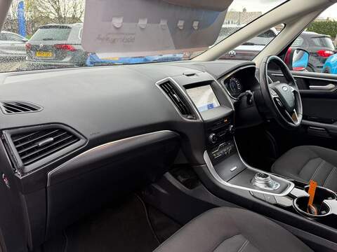 Ford Galaxy Galaxy Titanium MPV 2 Automatic Petrol Hybrid - U80197