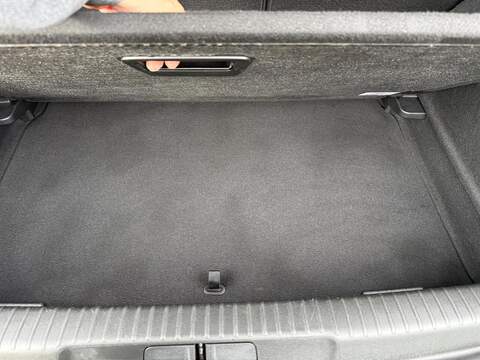 Vauxhall Mokka Electric 50kWh Ultimate Auto 5dr - U80199