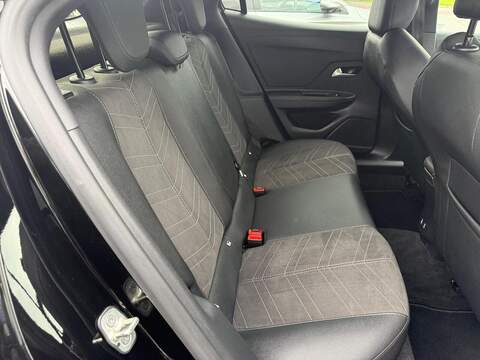 Vauxhall Mokka Electric 50kWh Ultimate Auto 5dr - U80199