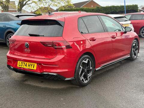 Volkswagen Golf 1.5 TSI R-Line Euro 6 (s/s) 5dr - U80200