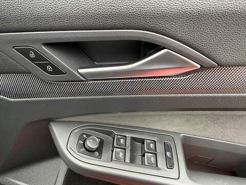 Volkswagen Golf 1.5 TSI R-Line Euro 6 (s/s) 5dr - U80200