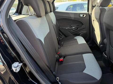 Ford EcoSport 1.5 TDCi Titanium SUV 5dr Diesel Manual 2WD Euro 5 (90 ps) - U80205