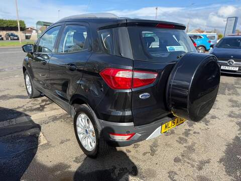 Ford EcoSport 1.5 TDCi Titanium SUV 5dr Diesel Manual 2WD Euro 5 (90 ps) - U80205