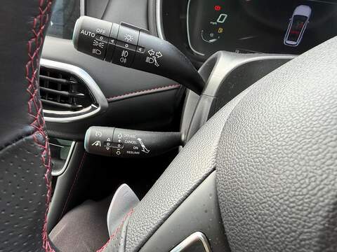 MG MG HS 1.5 T-GDI Exclusive DCT Euro 6 (s/s) 5dr - U80212