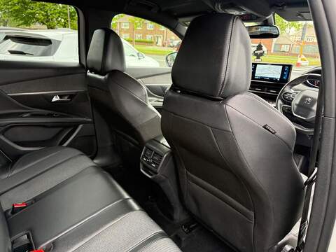 Peugeot 3008 1.2 PureTech Allure Premium + EAT Euro 6 (s/s) 5dr - U80213
