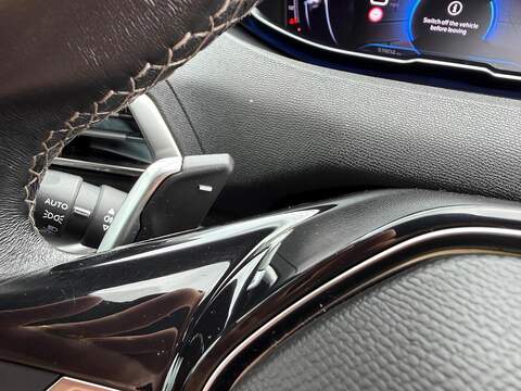 Peugeot 3008 1.2 PureTech Allure Premium + EAT Euro 6 (s/s) 5dr - U80213