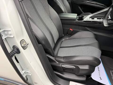 Peugeot 3008 1.2 PureTech Allure Premium + EAT Euro 6 (s/s) 5dr - U80213