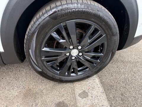 Peugeot 3008 1.2 PureTech Allure Premium + EAT Euro 6 (s/s) 5dr - U80213