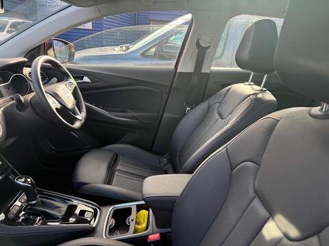 Vauxhall Grandland X 1.2 Turbo Elite Nav Auto Euro 6 (s/s) 5dr - U80214