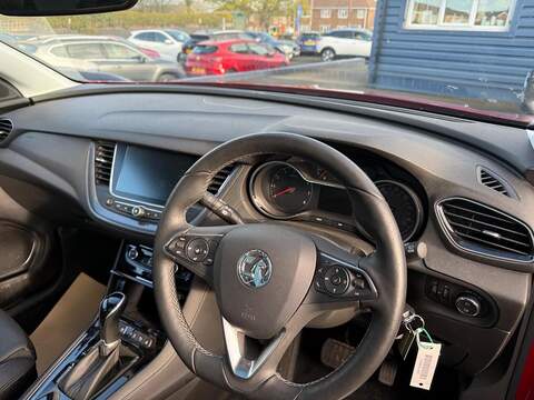 Vauxhall Grandland X 1.2 Turbo Elite Nav Auto Euro 6 (s/s) 5dr - U80214
