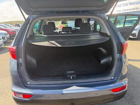 Kia Sportage 1.7 CRDi 2 SUV 5dr Diesel Manual Euro 6 (s/s) (114 bhp) - U80220