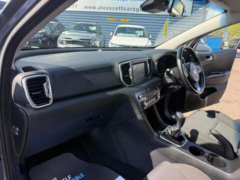 Kia Sportage 1.7 CRDi 2 SUV 5dr Diesel Manual Euro 6 (s/s) (114 bhp) - U80220