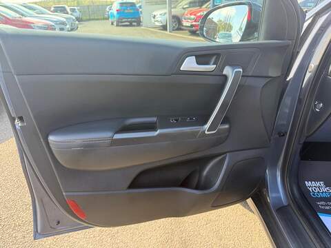Kia Sportage 1.7 CRDi 2 SUV 5dr Diesel Manual Euro 6 (s/s) (114 bhp) - U80220