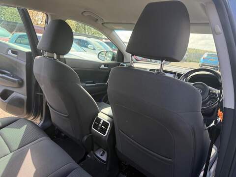 Kia Sportage 1.7 CRDi 2 SUV 5dr Diesel Manual Euro 6 (s/s) (114 bhp) - U80220