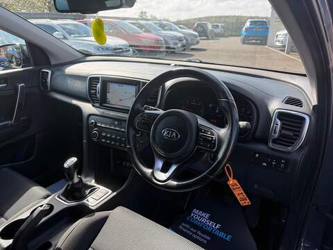 Kia Sportage 1.7 CRDi 2 SUV 5dr Diesel Manual Euro 6 (s/s) (114 bhp) - U80220