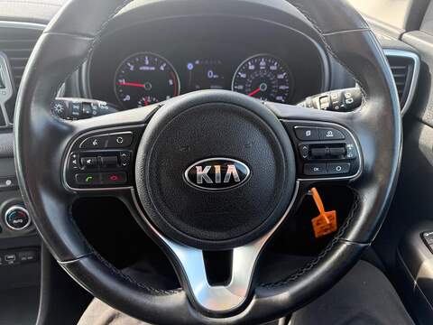 Kia Sportage 1.7 CRDi 2 SUV 5dr Diesel Manual Euro 6 (s/s) (114 bhp) - U80220