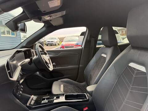 Vauxhall Mokka Electric 54kWh Ultimate Auto 5dr (Long Range) - U80226