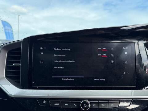 Vauxhall Mokka Electric 54kWh Ultimate Auto 5dr (Long Range) - U80226