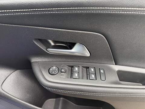 Vauxhall Mokka 1.2 Turbo Ultimate Auto Euro 6 (s/s) 5dr - U80228