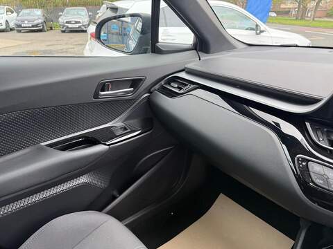 Toyota C-HR 1.8 VVT-h GR SPORT CVT Euro 6 (s/s) 5dr - U80229
