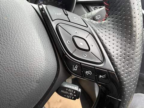 Toyota C-HR 1.8 VVT-h GR SPORT CVT Euro 6 (s/s) 5dr - U80229