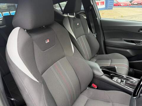 Toyota C-HR 1.8 VVT-h GR SPORT CVT Euro 6 (s/s) 5dr - U80229