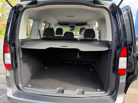 Ford Tourneo Connect 2.0 EcoBlue Titanium DCT Euro 6 (s/s) 5dr - U80231