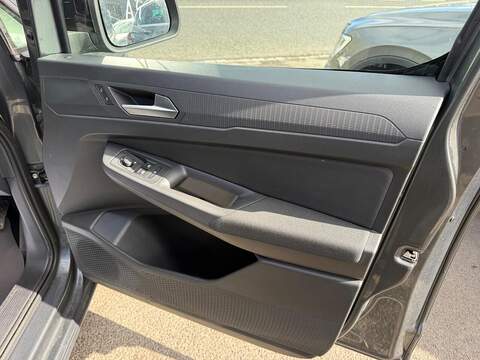 Ford Tourneo Connect 2.0 EcoBlue Titanium DCT Euro 6 (s/s) 5dr - U80231
