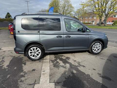 Ford Tourneo Connect 2.0 EcoBlue Titanium DCT Euro 6 (s/s) 5dr - U80231