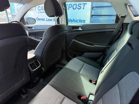Hyundai TUCSON 1.6 GDi SE Nav SUV 5dr Petrol Manual Euro 6 (s/s) (132 ps) - U80238