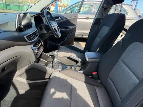 Hyundai TUCSON 1.6 GDi SE Nav SUV 5dr Petrol Manual Euro 6 (s/s) (132 ps) - U80238