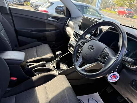 Hyundai TUCSON 1.6 GDi SE Nav SUV 5dr Petrol Manual Euro 6 (s/s) (132 ps) - U80238
