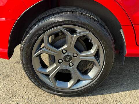 Ford EcoSport 1.0T EcoBoost GPF ST-Line SUV 5dr Petrol Manual Euro 6 (s/s) (125 ps) - U80241