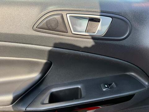 Ford EcoSport 1.0T EcoBoost GPF ST-Line SUV 5dr Petrol Manual Euro 6 (s/s) (125 ps) - U80241