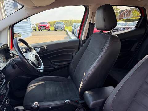 Ford EcoSport 1.0T EcoBoost GPF ST-Line SUV 5dr Petrol Manual Euro 6 (s/s) (125 ps) - U80241