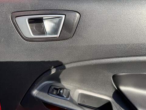 Ford EcoSport 1.0T EcoBoost GPF ST-Line SUV 5dr Petrol Manual Euro 6 (s/s) (125 ps) - U80241