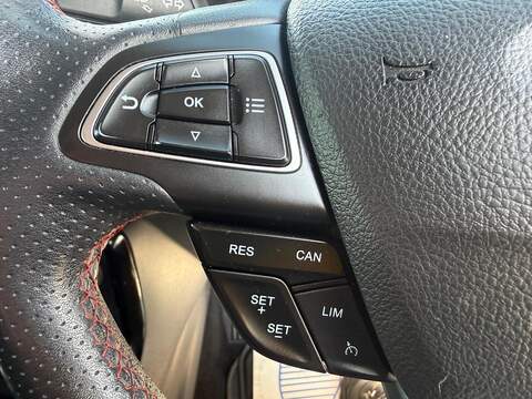 Ford EcoSport 1.0T EcoBoost GPF ST-Line SUV 5dr Petrol Manual Euro 6 (s/s) (125 ps) - U80241