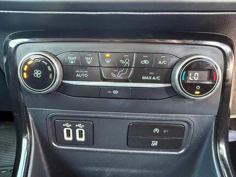 Ford EcoSport 1.0T EcoBoost GPF ST-Line SUV 5dr Petrol Manual Euro 6 (s/s) (125 ps) - U80241