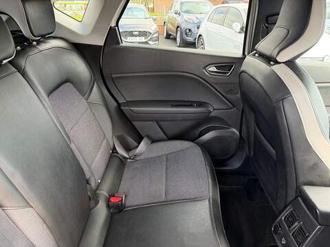 Renault Captur 1.0 TCe S Edition SUV 5dr Petrol Manual Euro 6 (s/s) (100 ps) - U80244