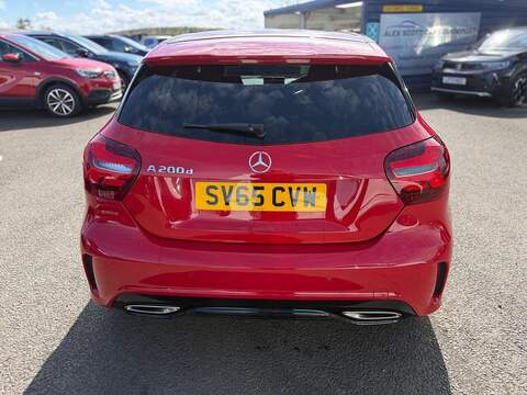 Mercedes-Benz A Class 2.1 A200d AMG Line (Premium) Hatchback 5dr Diesel Manual Euro 6 (s/s) (136 ps) - U80246