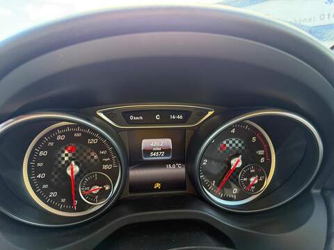 Mercedes-Benz A Class 2.1 A200d AMG Line (Premium) Hatchback 5dr Diesel Manual Euro 6 (s/s) (136 ps) - U80246