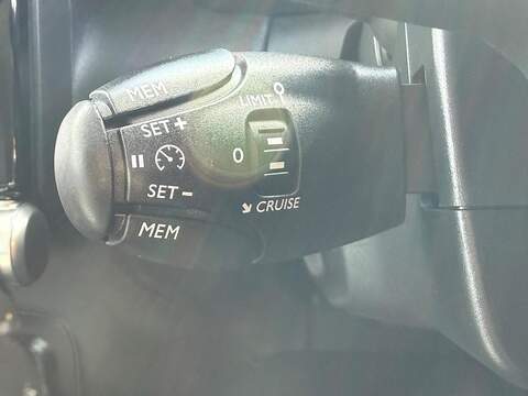 Citroen C3 Aircross 1.2 PureTech Shine Plus EAT6 Euro 6 (s/s) 5dr SUV 1.2 Automatic Petrol - U80250