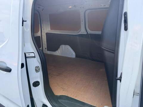 Peugeot Partner 1.5 BlueHDi 950 Professional Long Panel Van 6dr Diesel Manual LWB Euro 6 (s/s) (100 bhp) - U80251