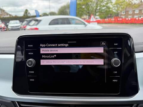 Volkswagen T-Roc 1.5 TSI Life Euro 6 (s/s) 5dr - U80254