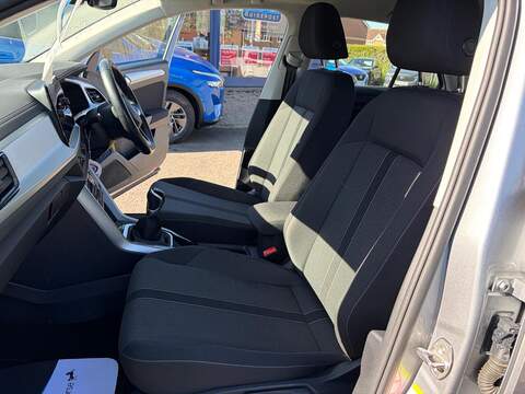 Volkswagen T-Roc 1.5 TSI Life Euro 6 (s/s) 5dr - U80254