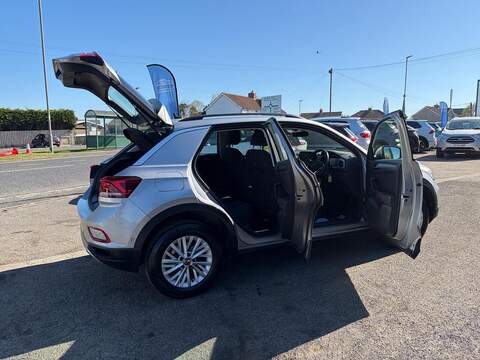 Volkswagen T-Roc 1.5 TSI Life Euro 6 (s/s) 5dr - U80254
