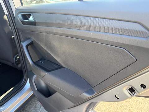Volkswagen T-Roc 1.5 TSI Life Euro 6 (s/s) 5dr - U80254