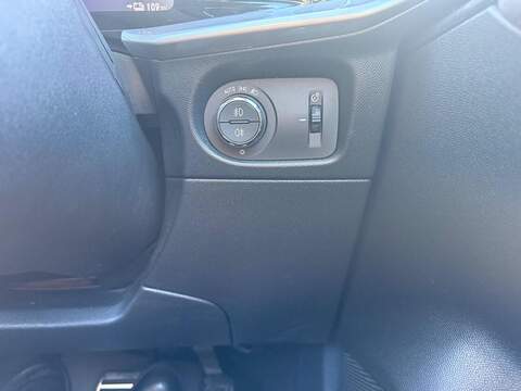 Vauxhall Mokka Electric 50kWh Ultimate Auto 5dr - U80256