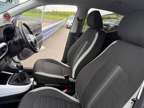 Hyundai i10 1.0 Premium Euro 6 (s/s) 5dr - U80257